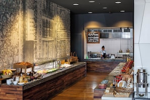 Daily buffet breakfast (USD 17.7 per person)