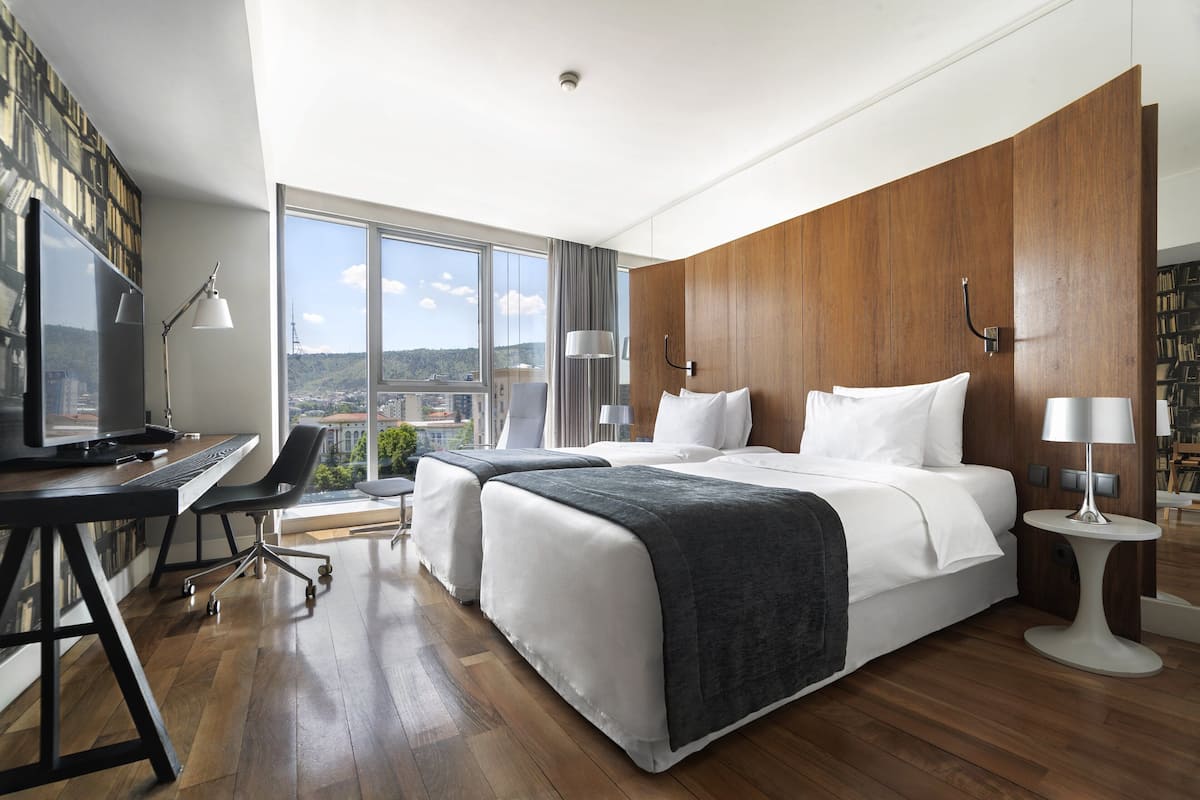 down duvets, minibar, in-room safe, desk