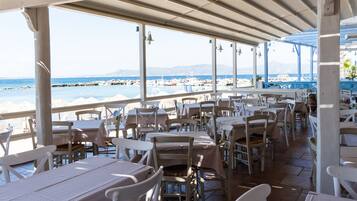 Daily buffet breakfast (EUR 15 per person)