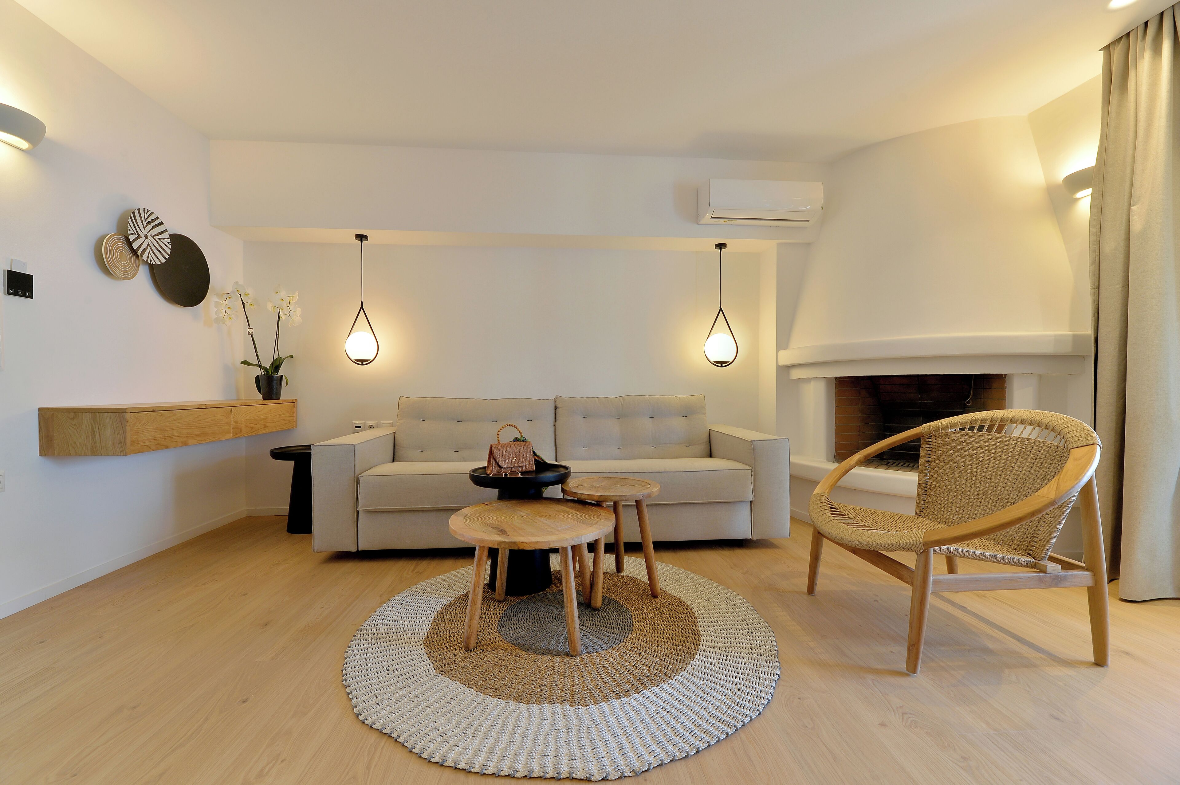 maisonette | living area | lcd tv