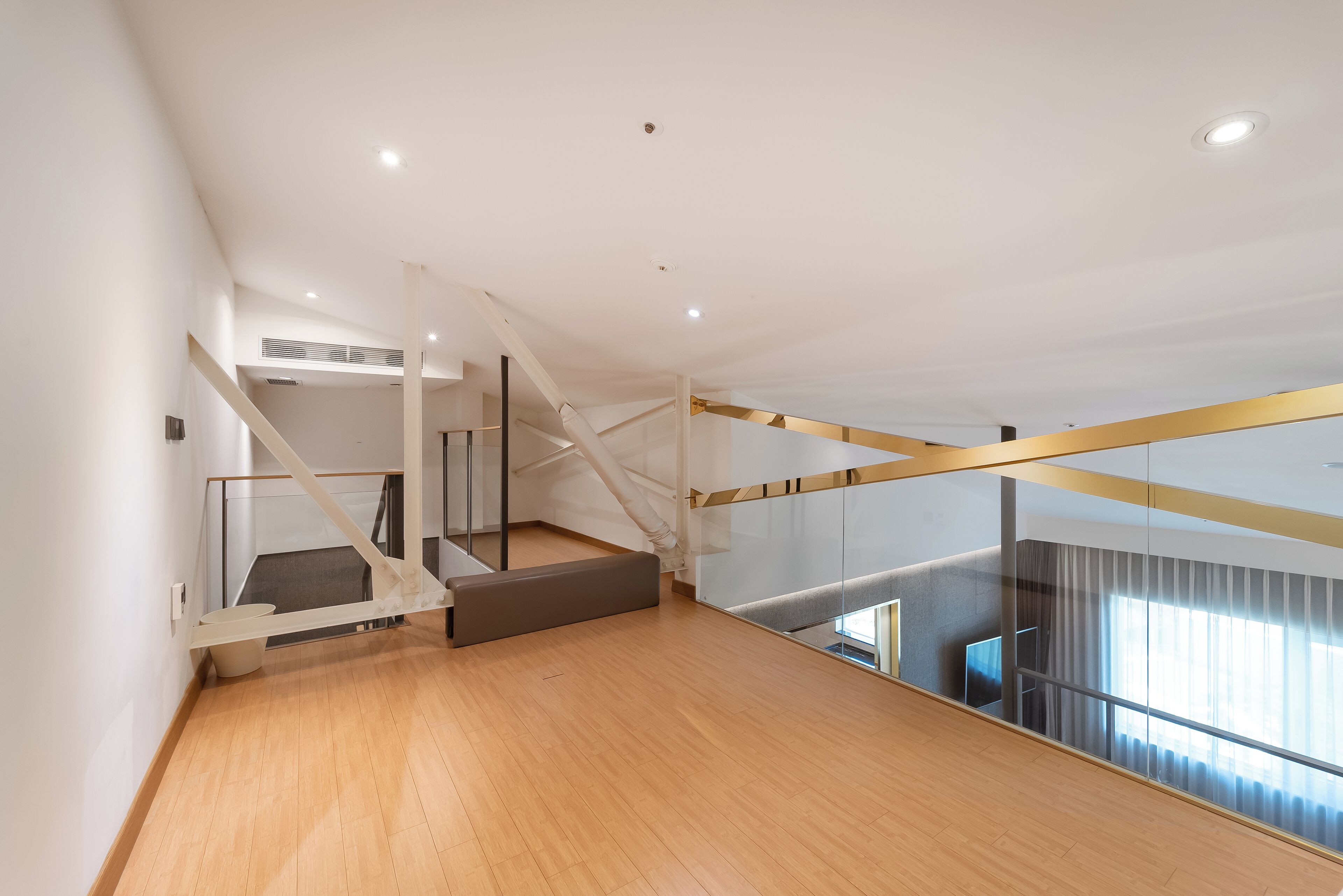 park boutique premium | 1 bedroom, down duvets, in-room safe, individually furnished