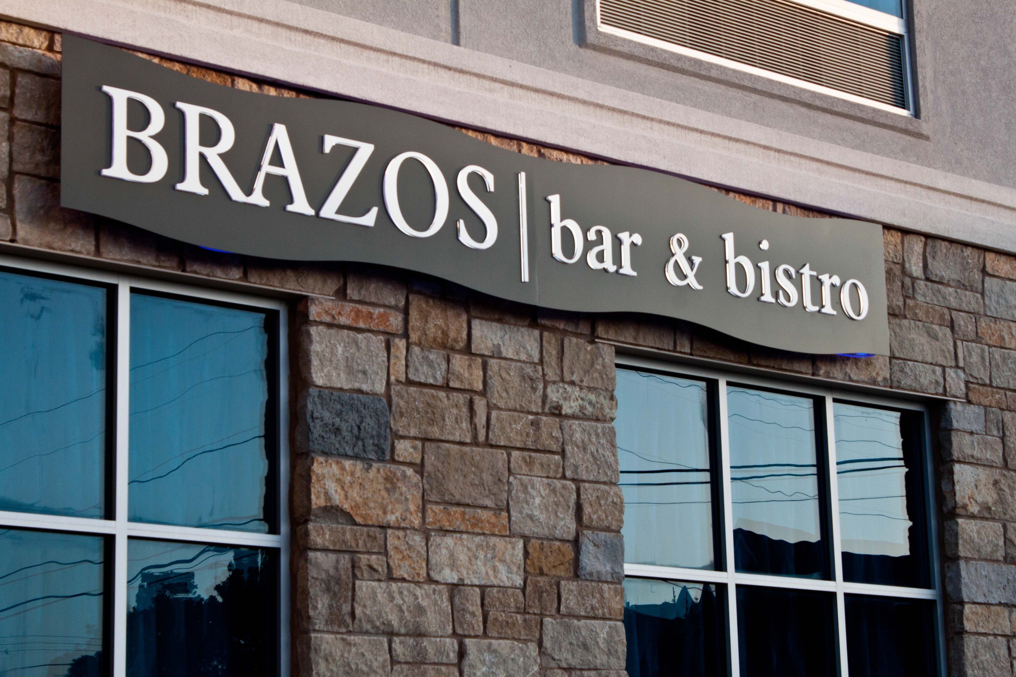 breakfast, lunch, dinner served; al fresco dining