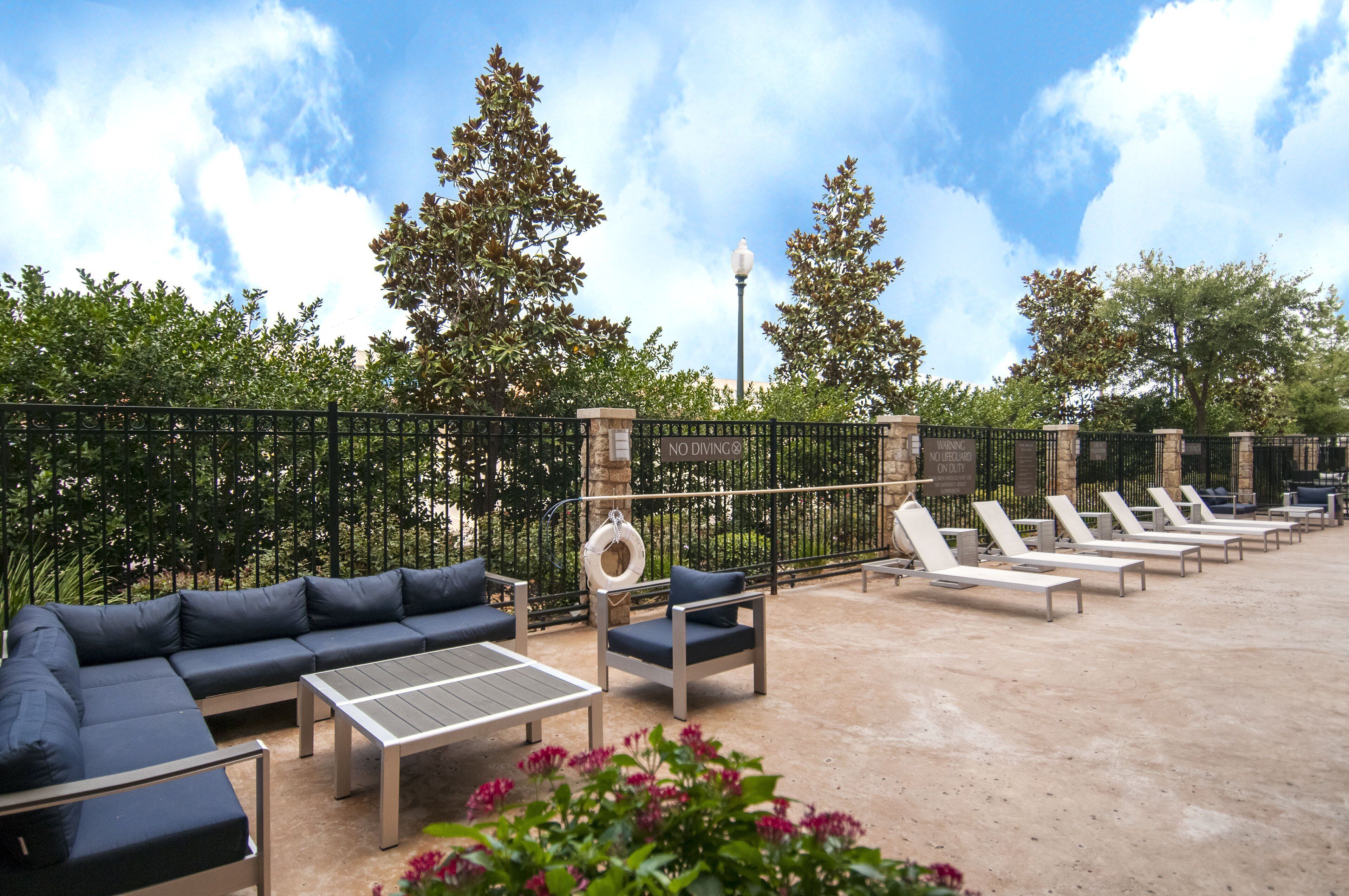 outdoor pool, pool loungers