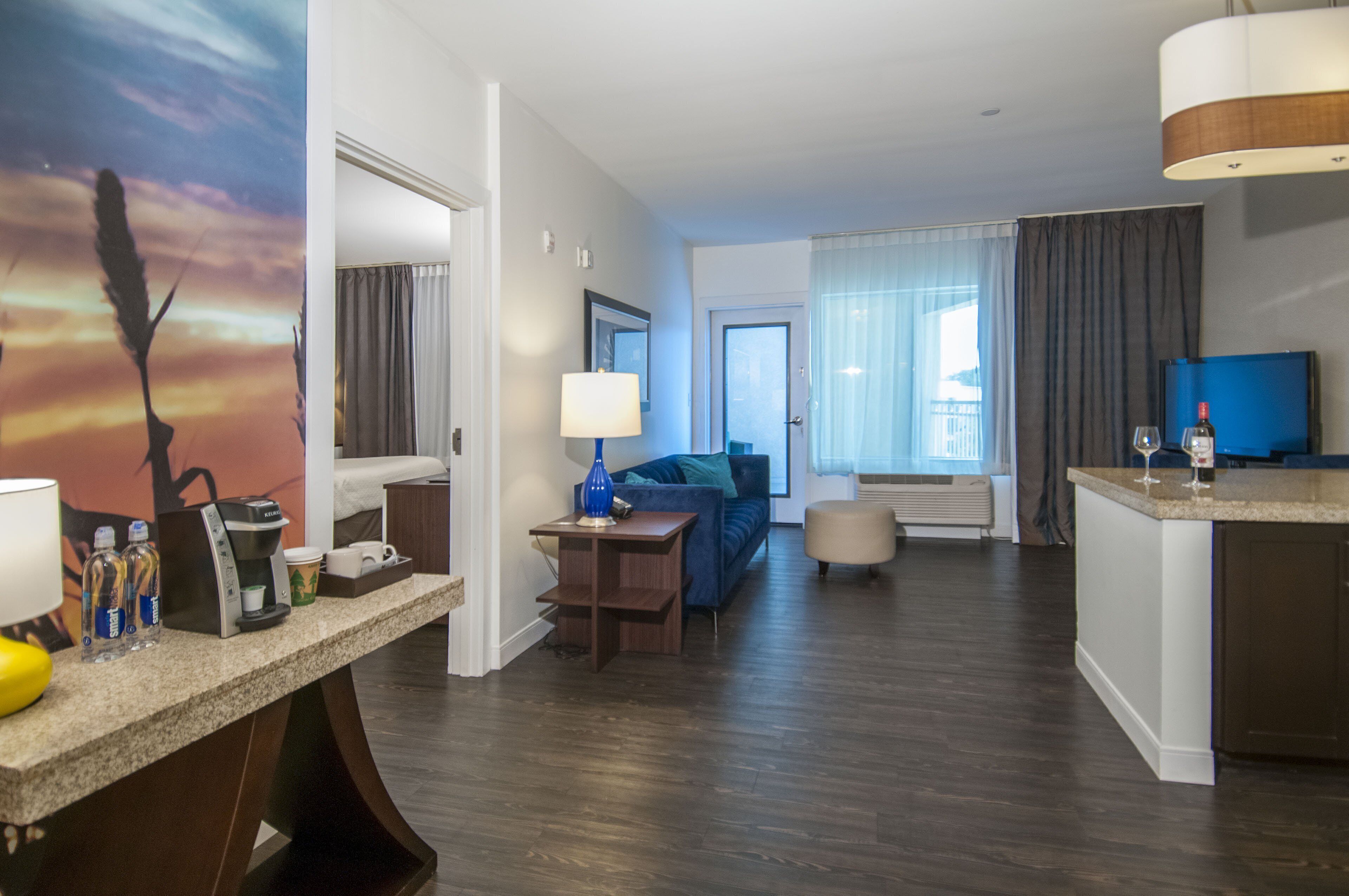 1 bedroom, premium bedding, in-room safe, desk