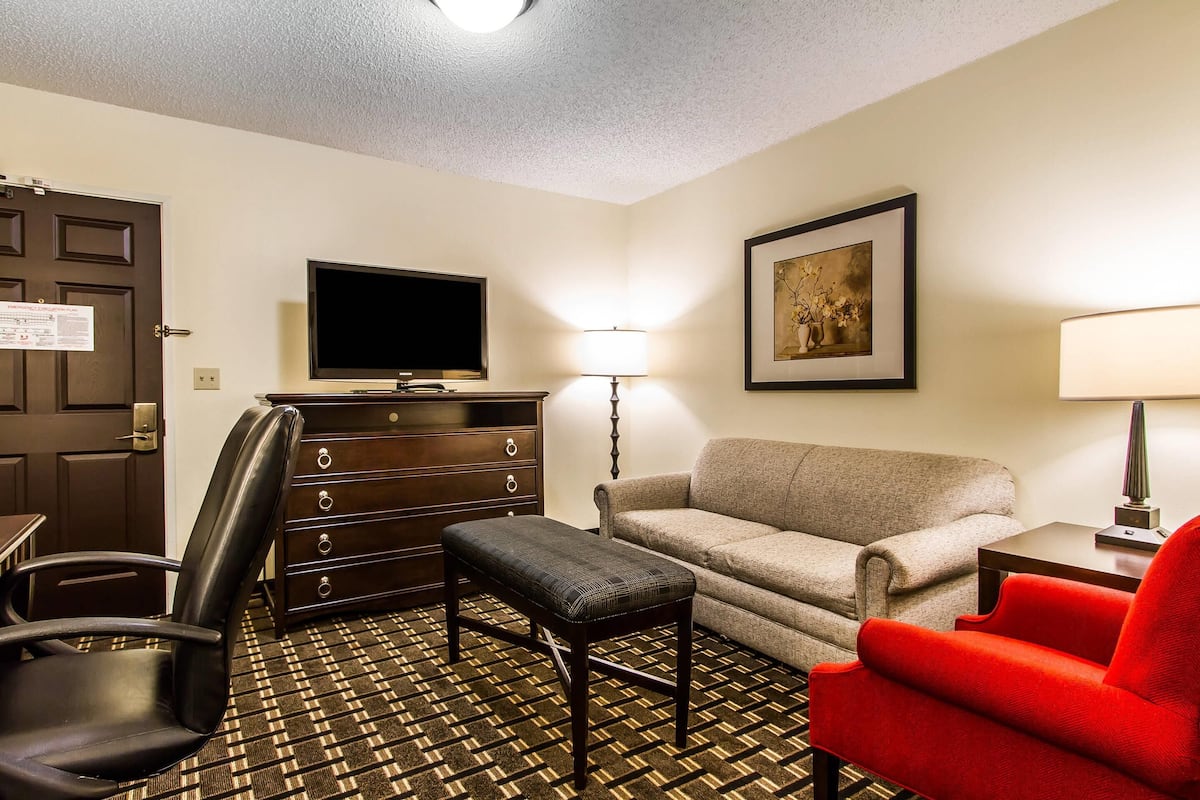 Surmatelas, coffres-forts dans les chambres, bureau