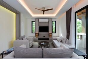 Two Bedroom Suite Golf View | Wohnbereich