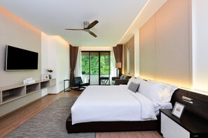 Two Bedroom Suite Golf View | Hypo-allergenic bedding, desk, blackout drapes, free WiFi - Tinidee Golf Resort Phuket (Kathu)