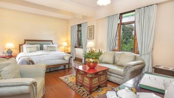 Deluxe Double or Twin Room | In-room safe, individually decorated, free WiFi
