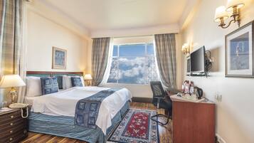 Caja de seguridad en la habitación y decoración personalizada