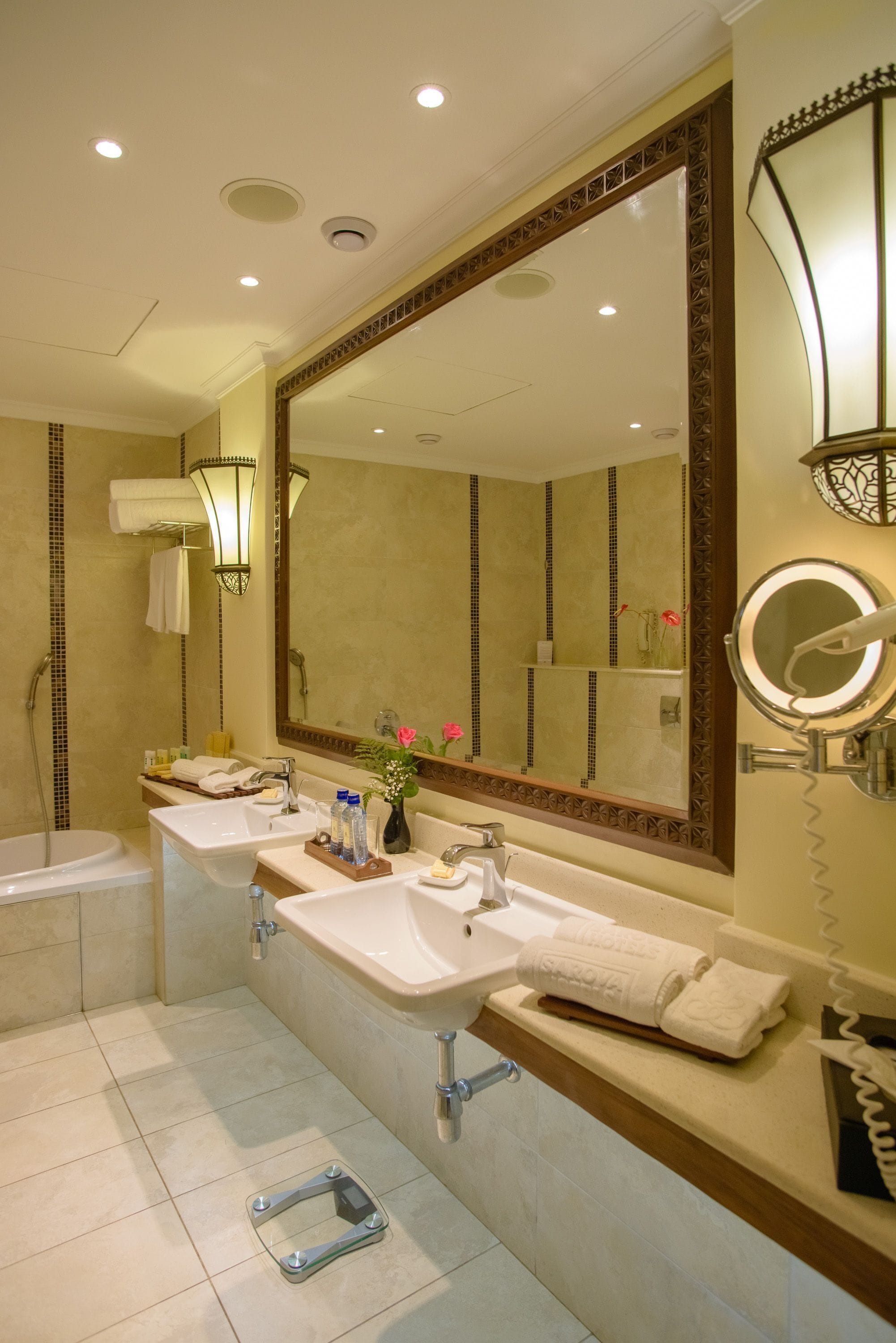 shower, free toiletries, hair dryer, slippers