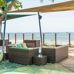 On the beach, white sand, sun loungers, scuba diving