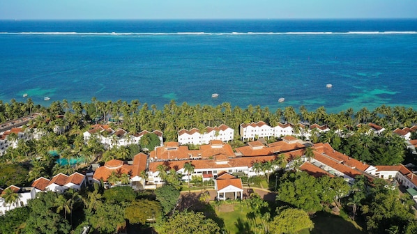 Sarova Whitesands Beach Resort & Spa – hotel photo