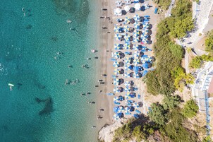 私家海滩、沙滩椅、海滩遮阳伞、沙滩毛巾