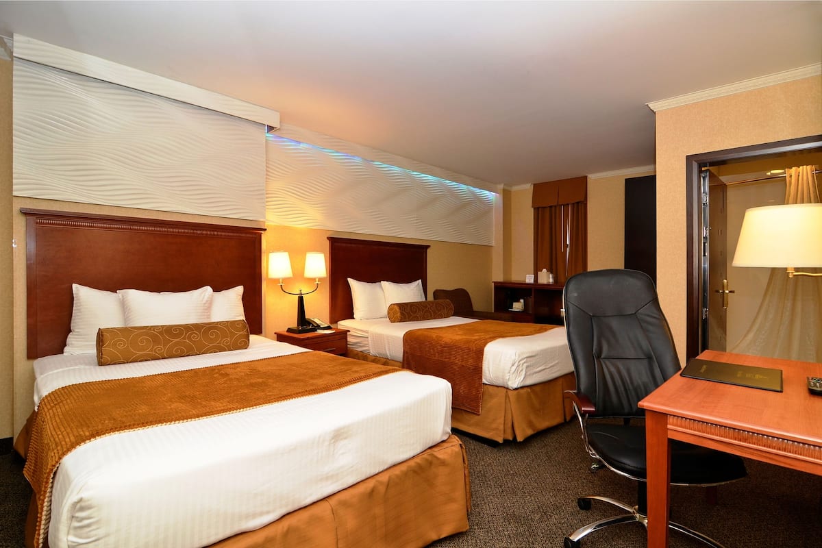 Double Room, 2 Double Beds | In-room business center