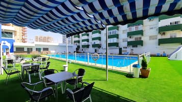 Indoor pool, seasonal outdoor pool