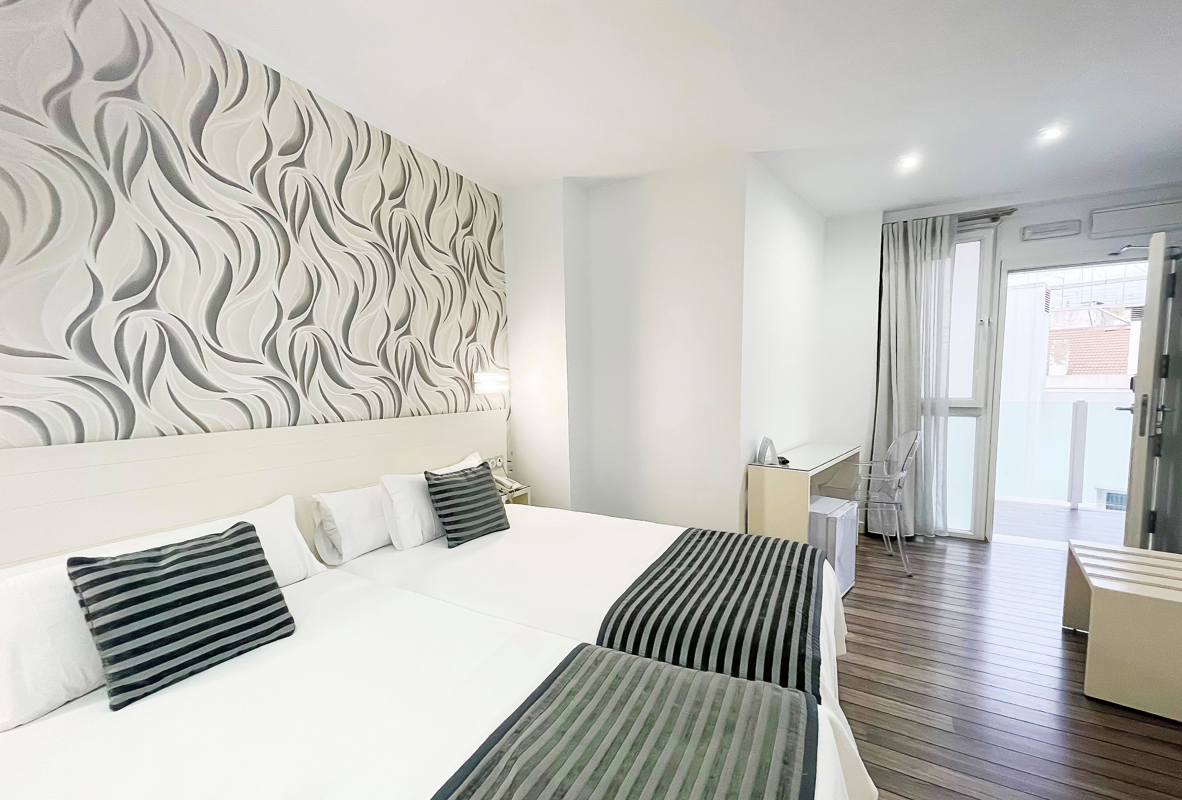 Photo - La Boutique Puerta Osario