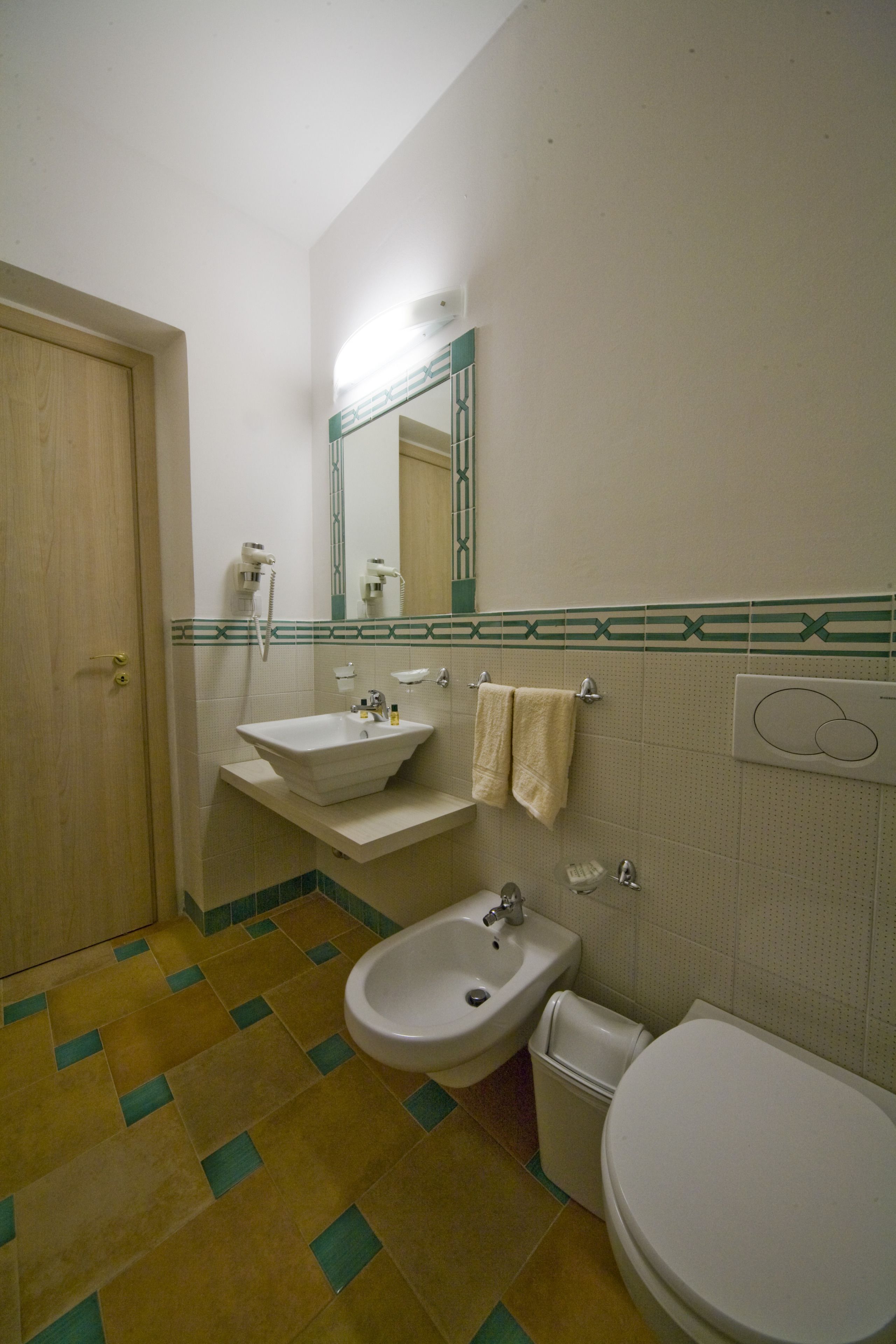 shower, free toiletries, hair dryer, slippers