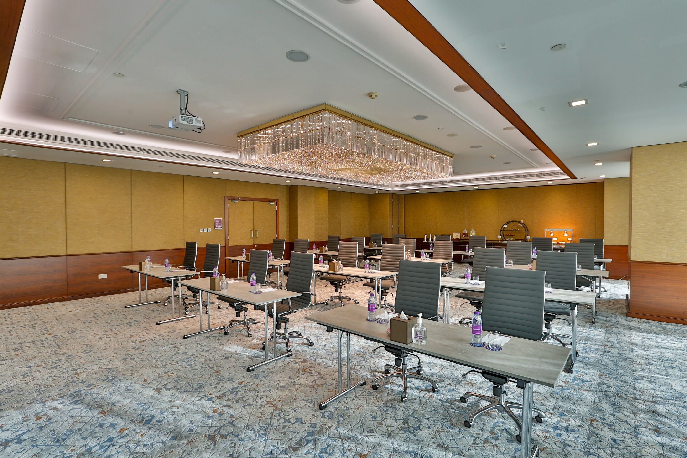 Photo - Park Regis Kris Kin Hotel