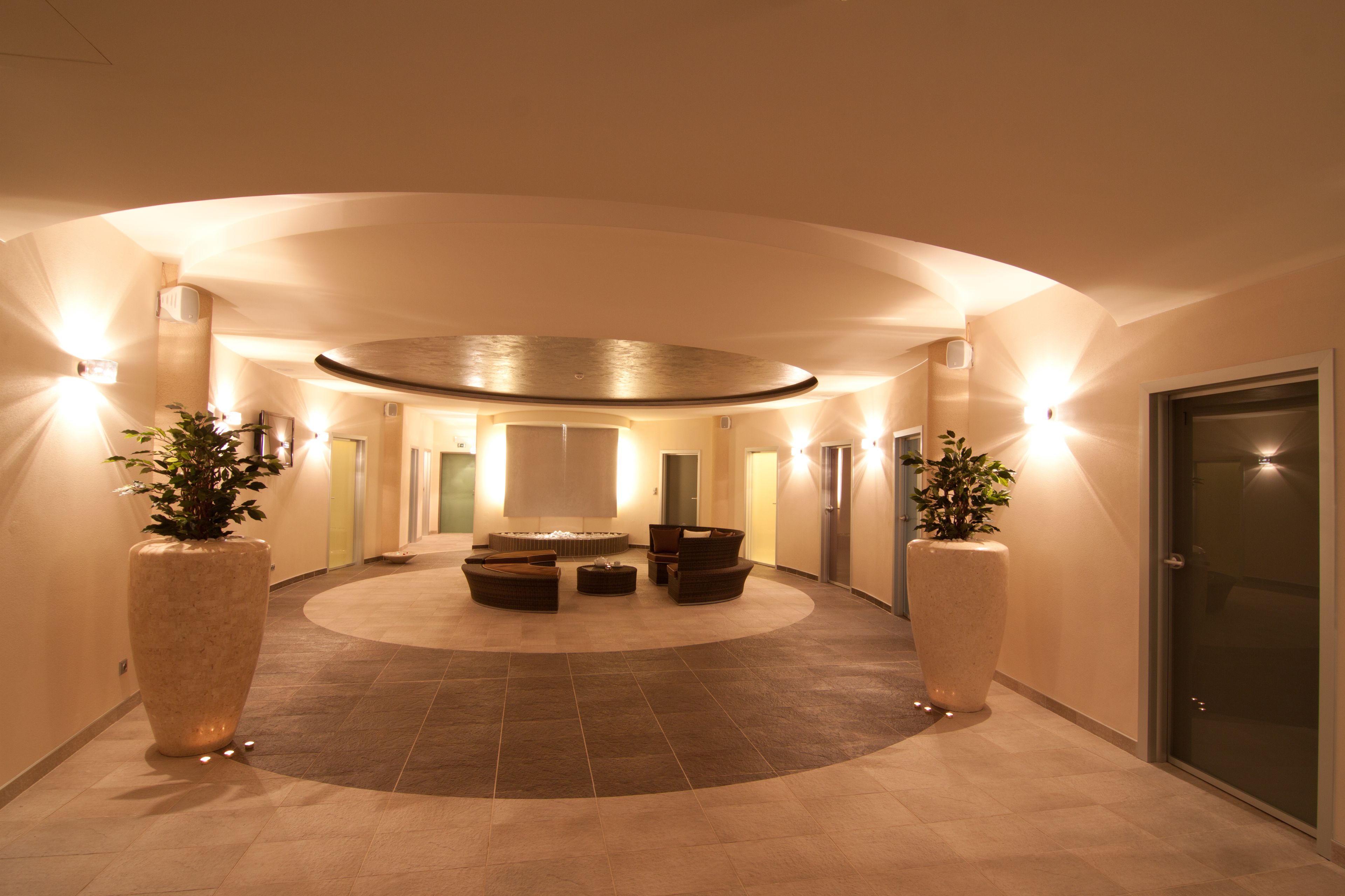 sauna, hot tub, steam room, massages