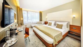 Superior Double Room with Extra Bed | Minibar, in-room safe, desk, blackout curtains