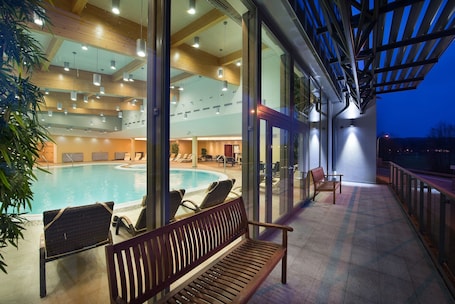 Una piscina techada