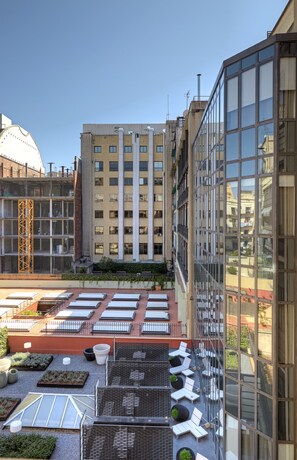 Superior Apartment, 2 Bedrooms | Courtyard view