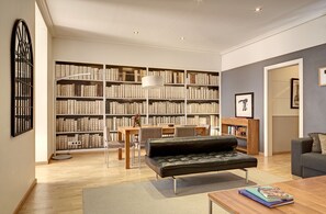 高級公寓, 2 間臥室 | 1 間臥室、高級寢具、客房內保險箱、書桌