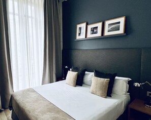 豪華公寓, 2 間臥室 (Paseo de Gracia View) | 1 間臥室、高級寢具、客房內保險箱、書桌