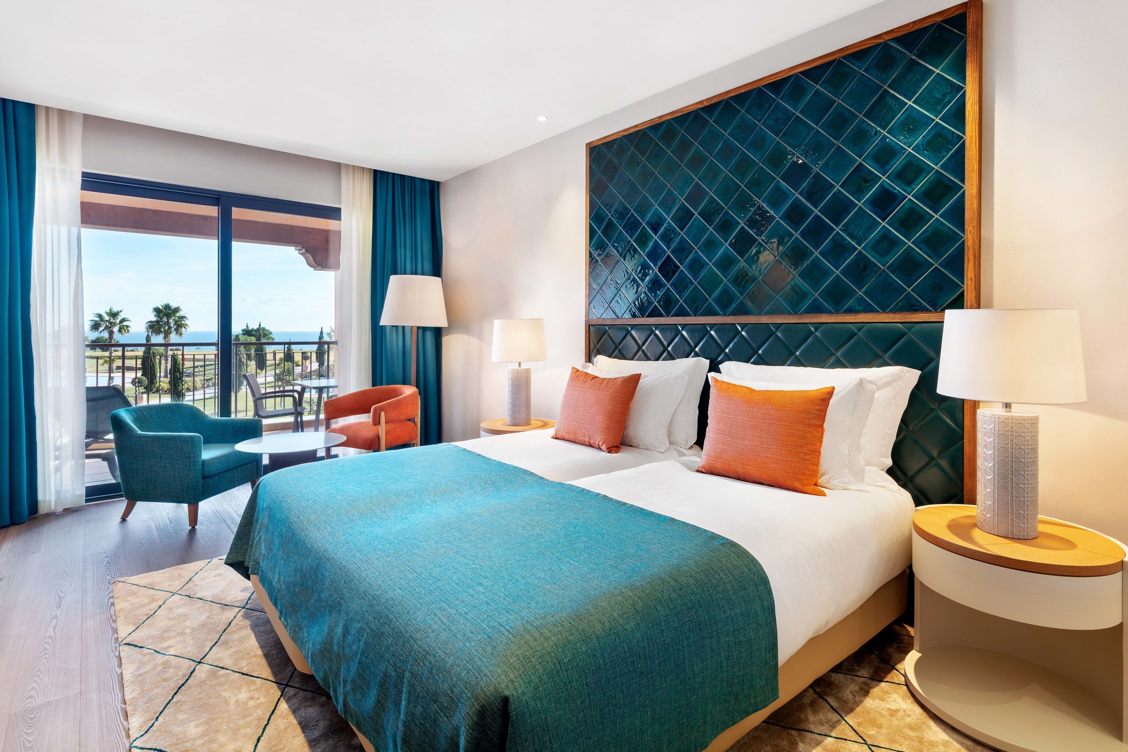 Hypo-allergenic bedding, down comforters, in-room safe