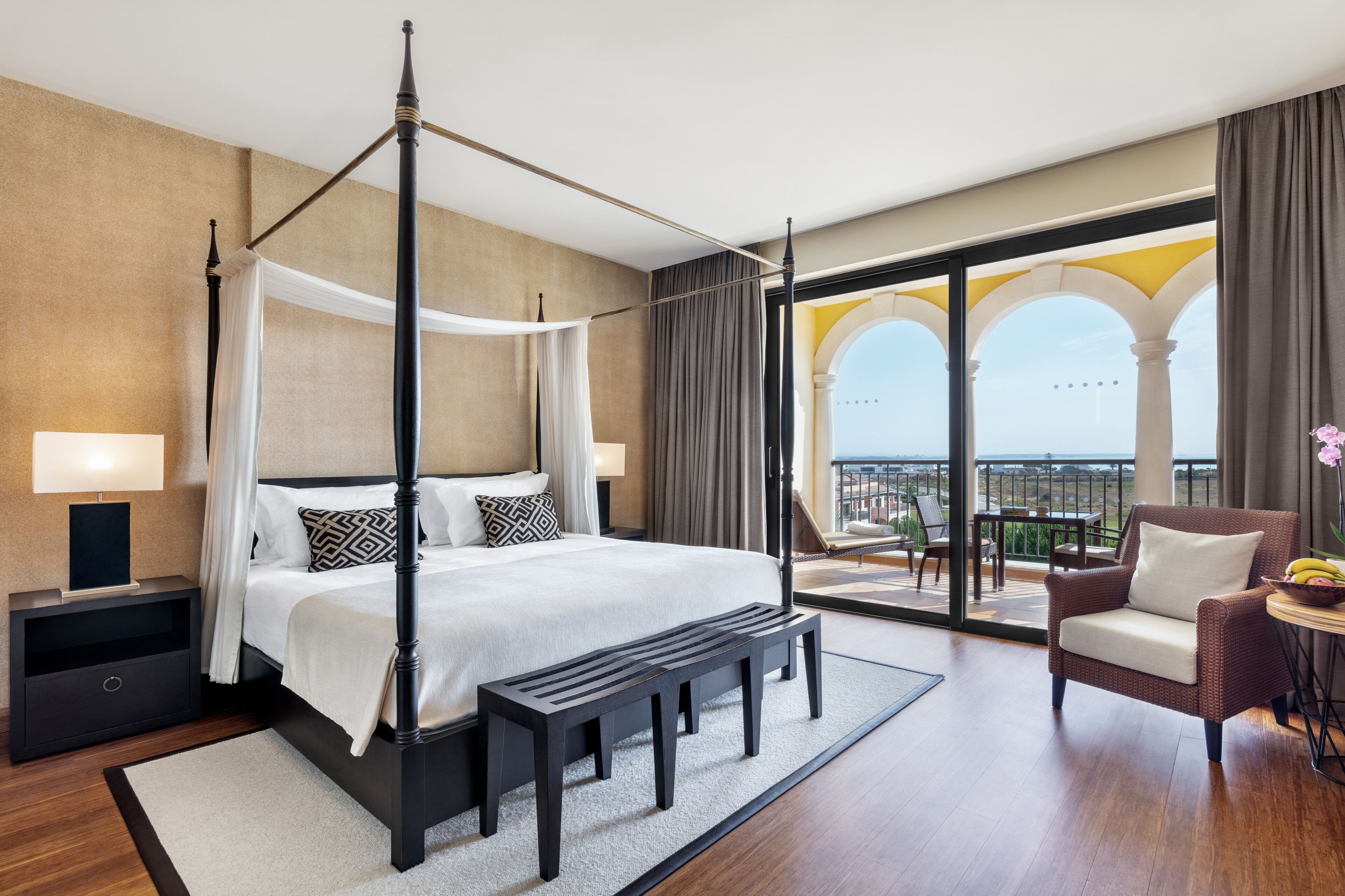Hypo-allergenic bedding, down comforters, in-room safe