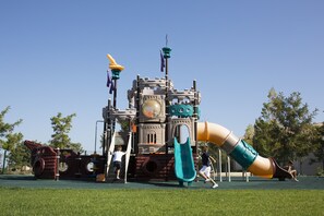 Children's play area - indoor - Cascade Wellness Resort Lagos Algarve by Domes (Lagos)
