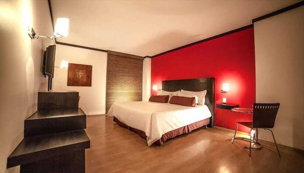 Caja de seguridad en la habitación, wifi gratis y ropa de cama 