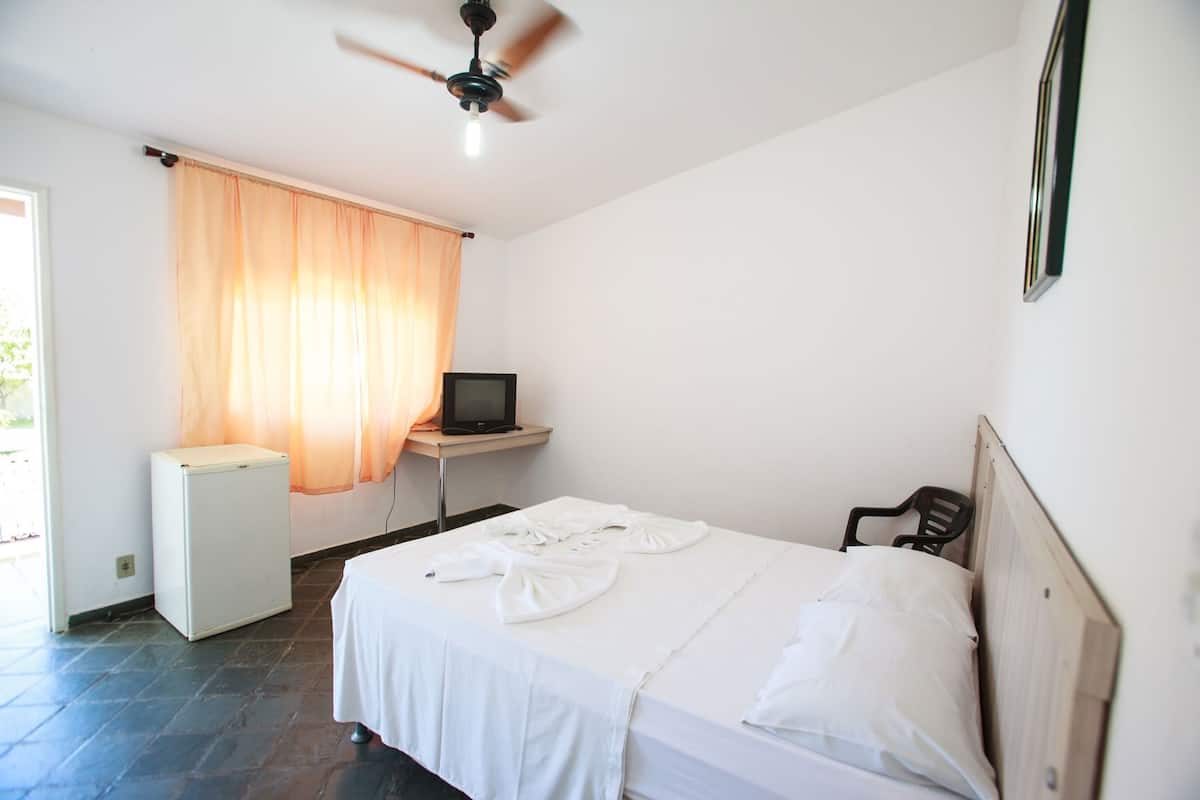 Minibar, blackout drapes, rollaway beds, free WiFi