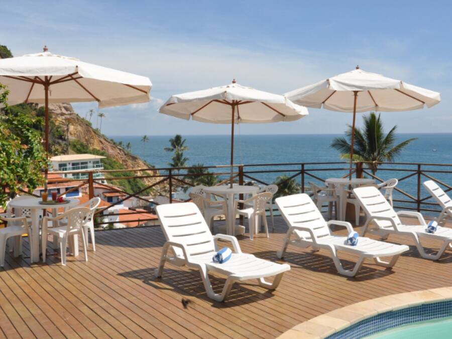 Kolam renang terbuka, kerusi lepak pantai