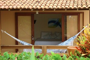 Minibar, blackout curtains, free WiFi, bed sheets - Pousada Vista Bela (Cairu)