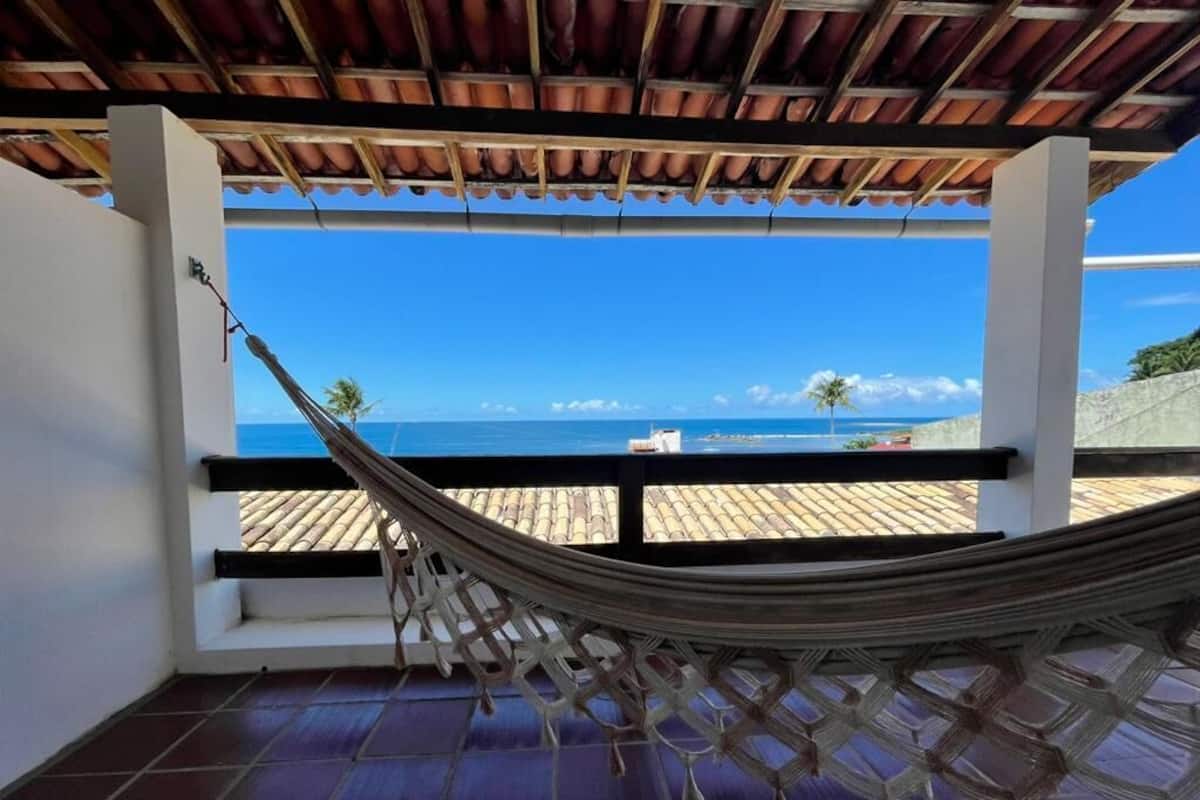 Minibar, cortinas blackout, wifi gratis y ropa de cama