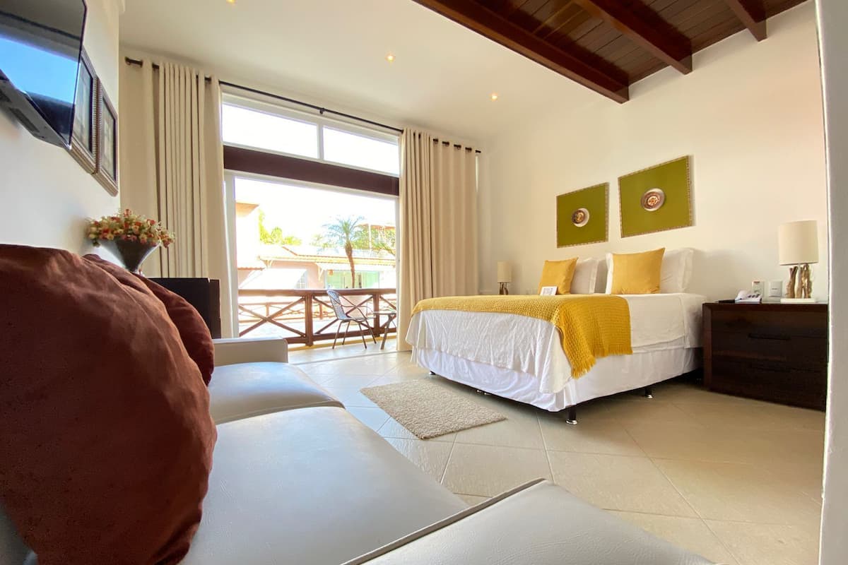 Deluxe-Zweibettzimmer, 1 Schlafzimmer, Terrasse | 1 Schlafzimmer, Minibar, Zimmersafe, kostenloses WLAN