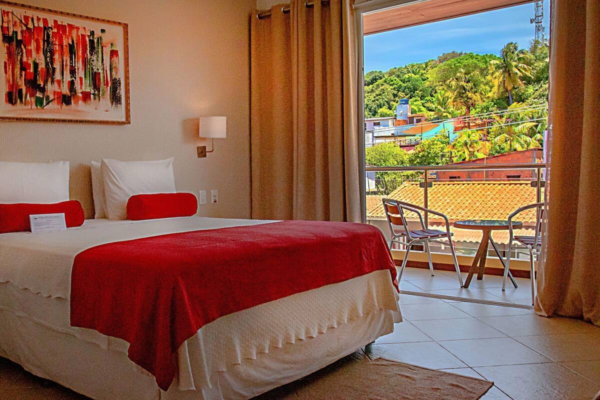 Minibar, in-room safe, free WiFi, bed sheets