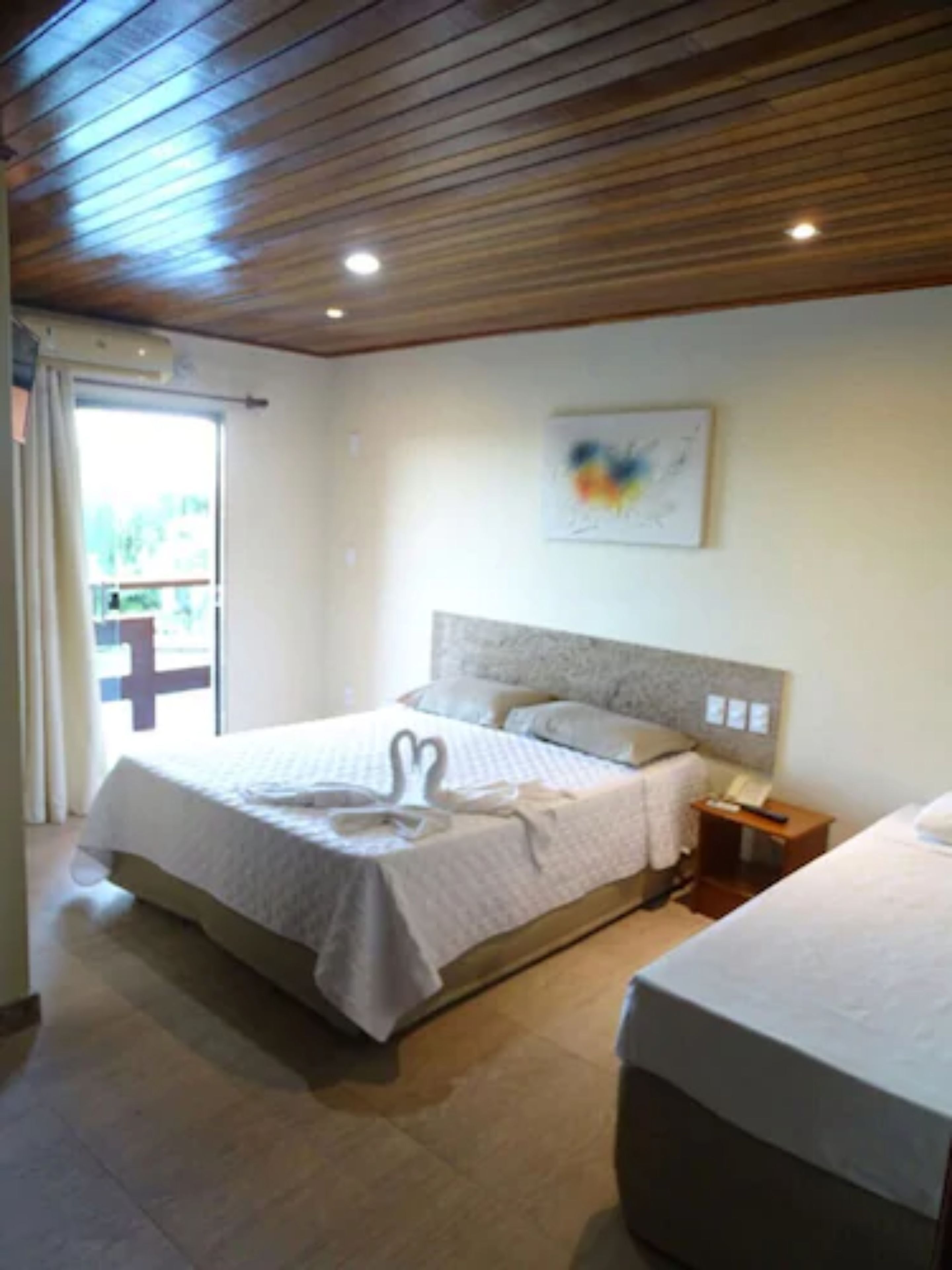 Minibar, bed sheets