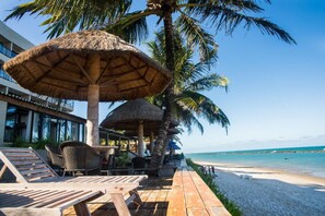 Beach bar - Village Barra Hotel (Barra de São Miguel)