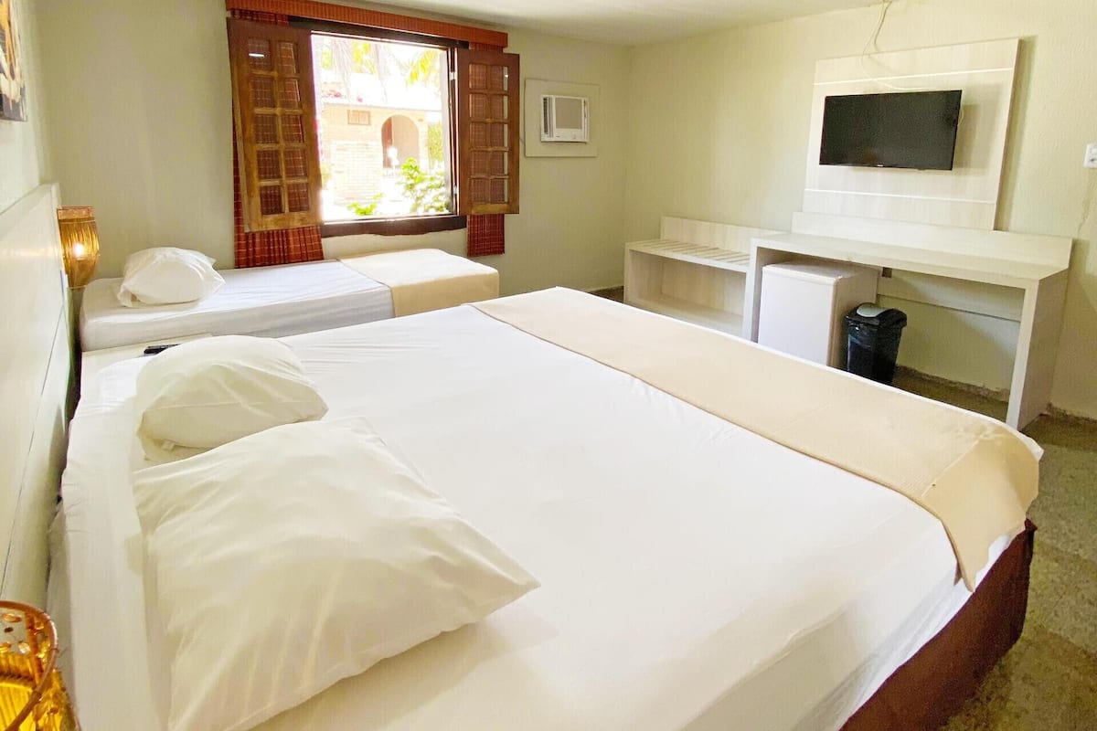 In-room safe, free cribs/infant beds, bed sheets