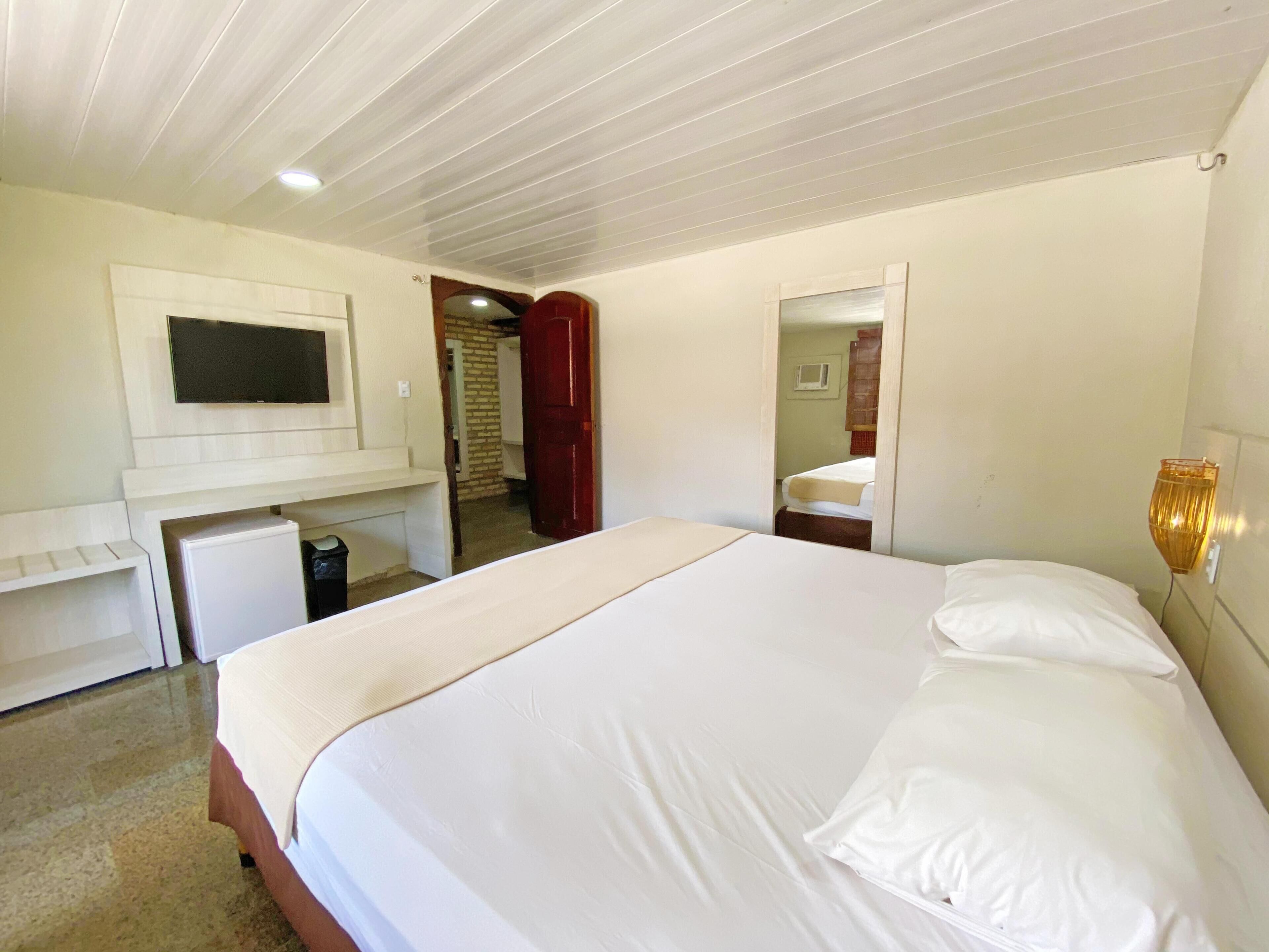 In-room safe, free cribs/infant beds, bed sheets