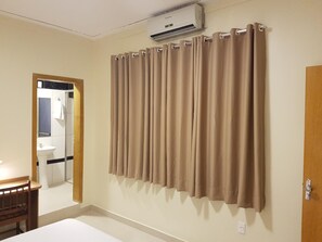 Egyptian cotton sheets, minibar, desk, free WiFi - Oft Place Hotel (Goiania)