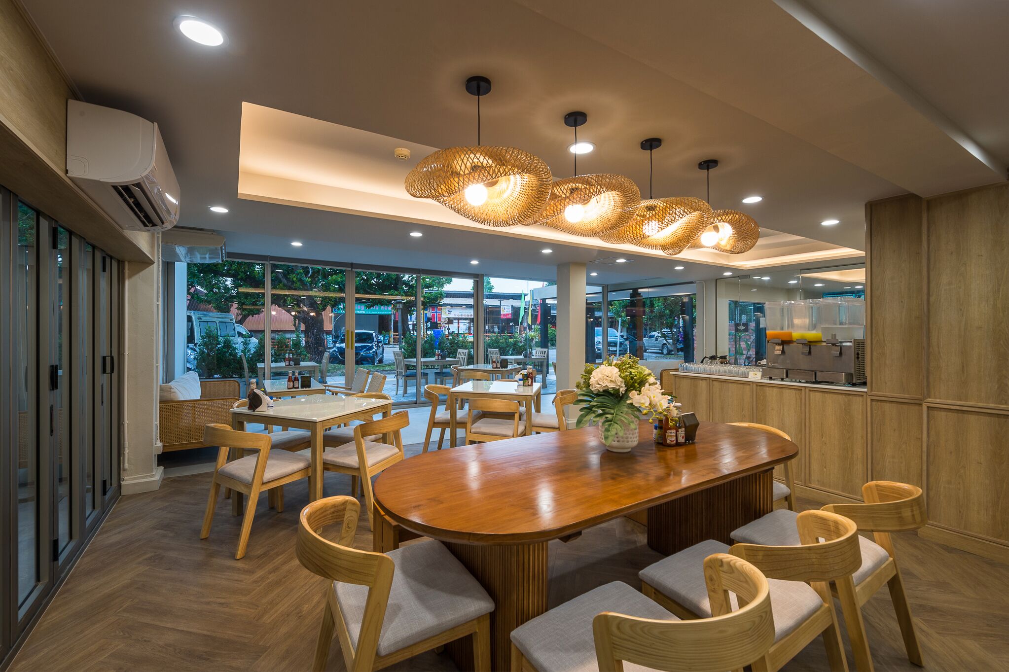 Café da manhã inglês todos os dias (THB 350 por pessoa) 