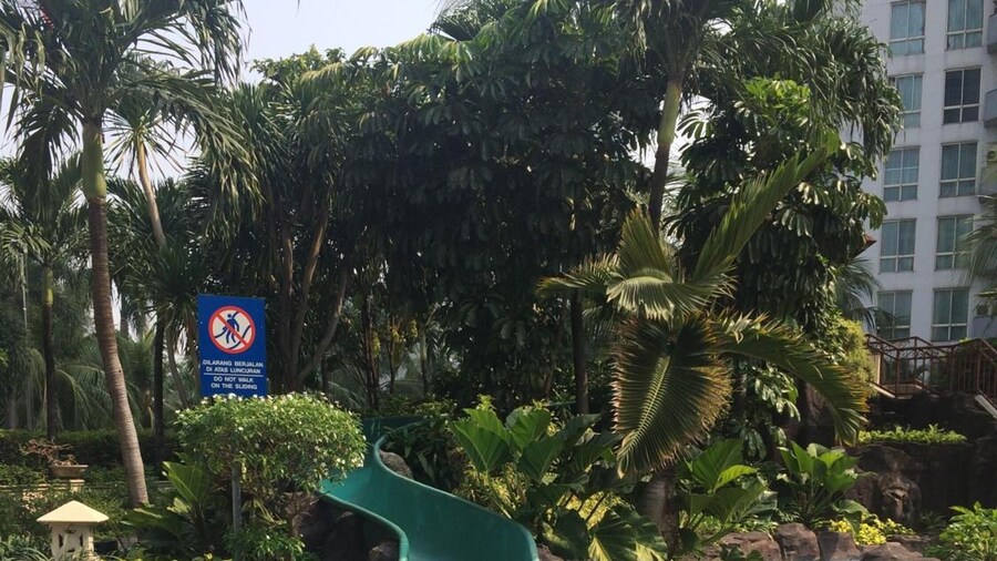 The Residences at Puri Casablanca