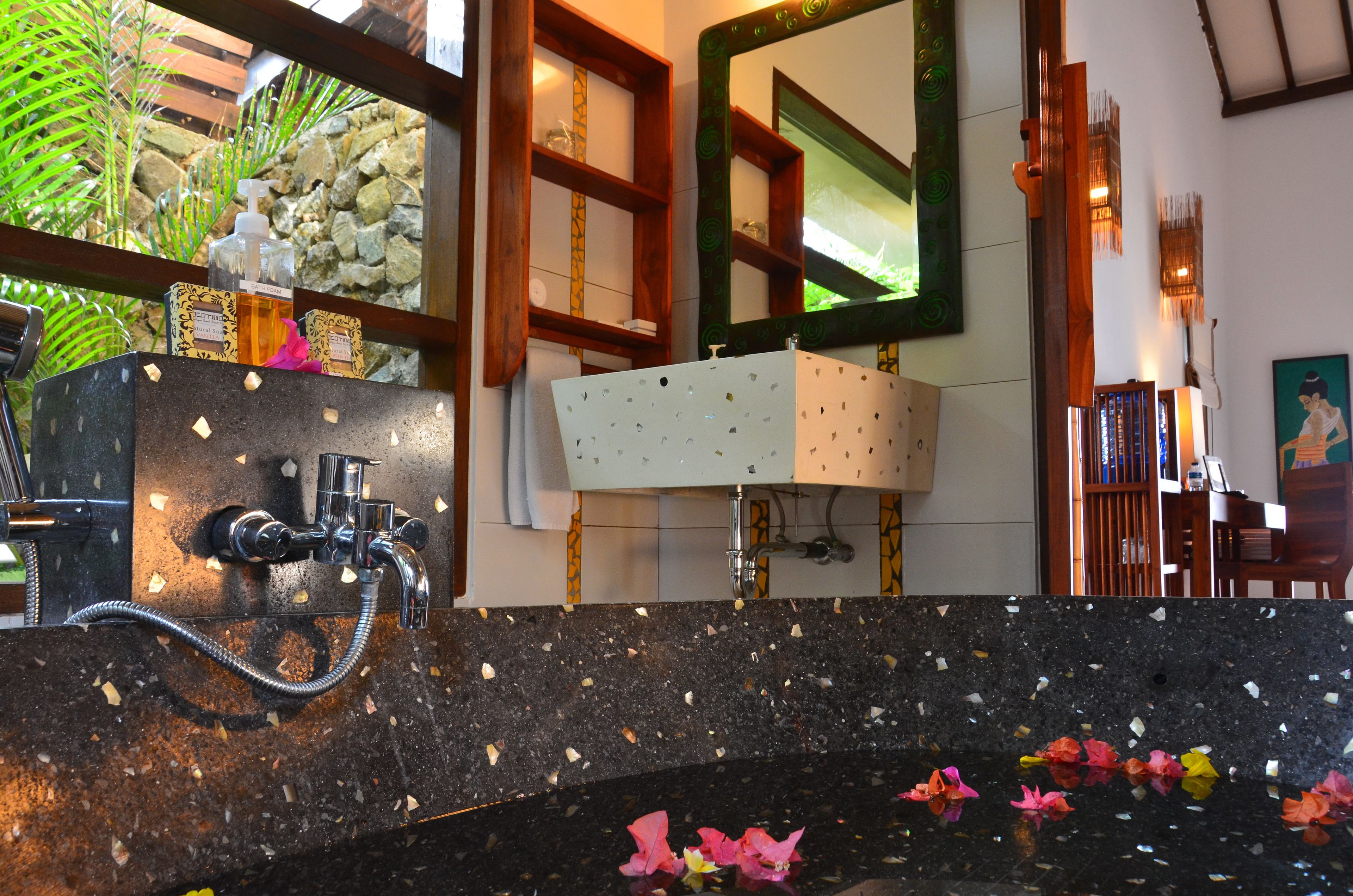 deep-soaking bathtub