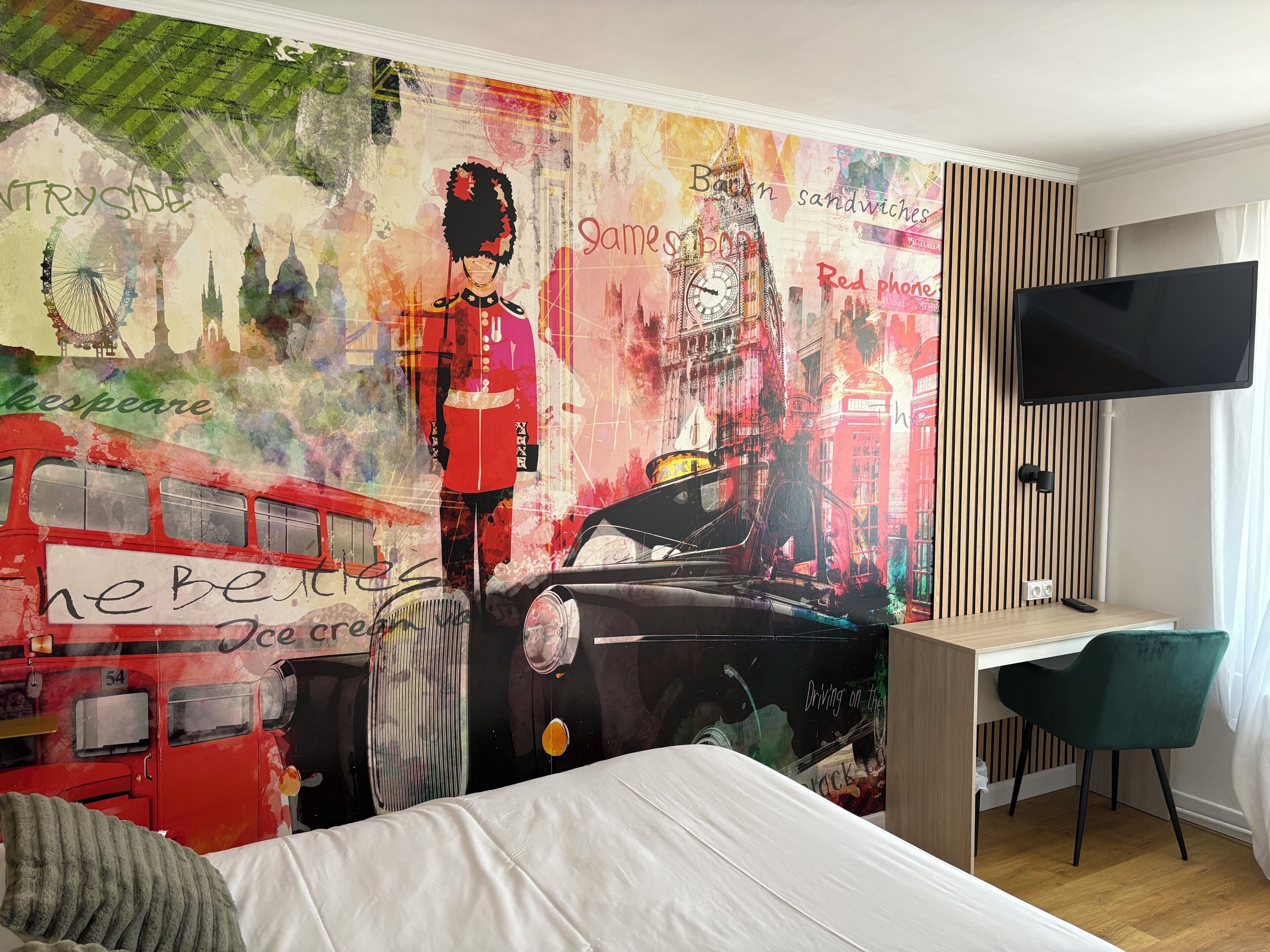 Chambre Double Standard | Coffres-forts dans les chambres, Wi-Fi gratuit, réveils