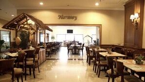 Dining - The Majesty Hotel (Bandung)