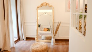 Interior - The Majesty Hotel (Bandung)