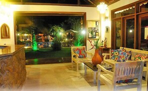 Sala de estar en el lobby